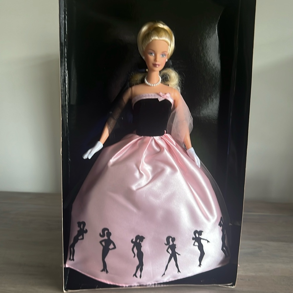 Timeless silhouette Barbie